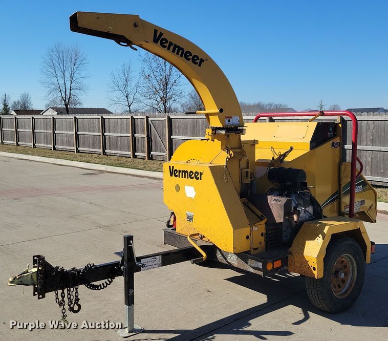 2013 Vermeer BC900XL wood chipper - DG0416