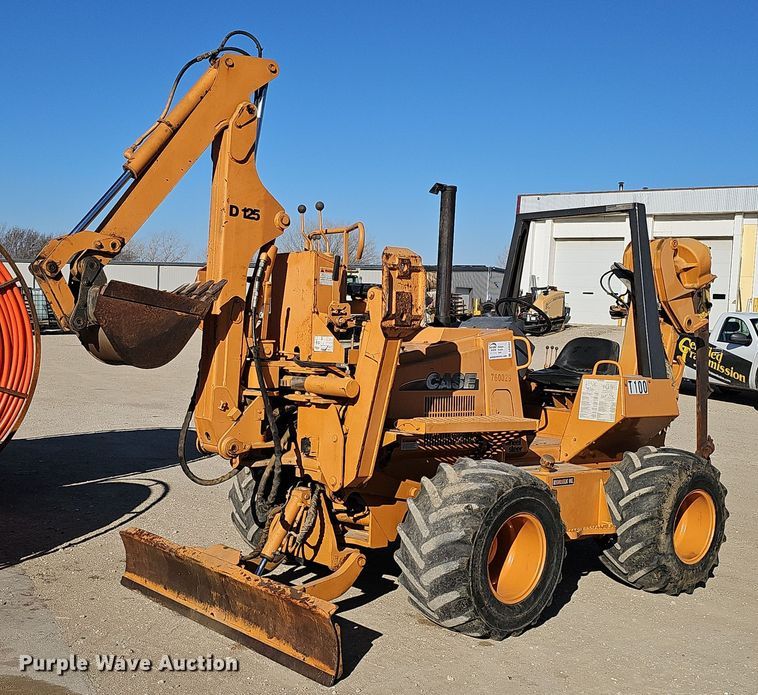 2000 Case 660 vibratory cable plow - DK0589