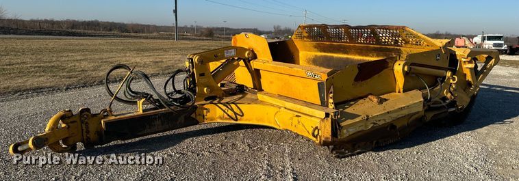 2004 John Deere 1812C scraper - DL4354