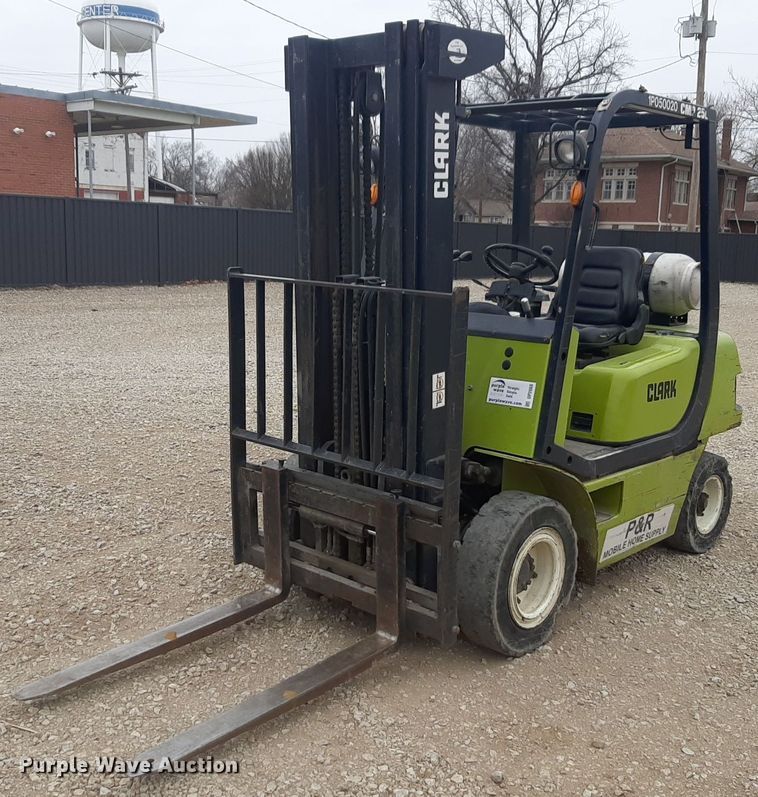Clark CMP 25L forklift - DP2668