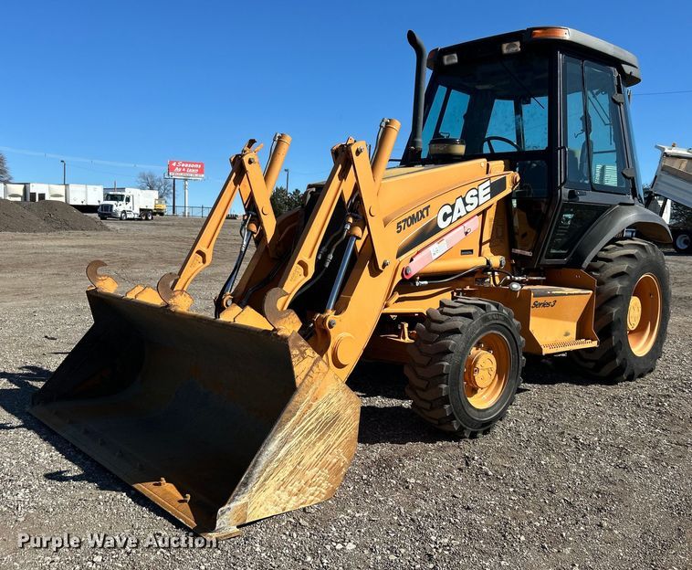 2010 Case 570MXT industrial tractor - EG1236