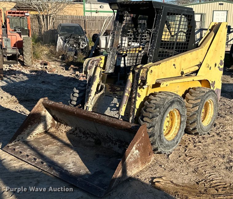 Gehl skid steer loader - EH3842