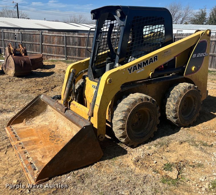 Yanmar S220R skid steer loader - EI0698