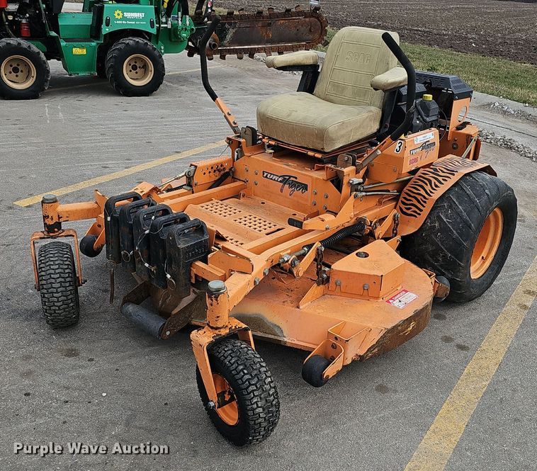 Scag STT61A-25CH ZTR lawn mower - IO9867