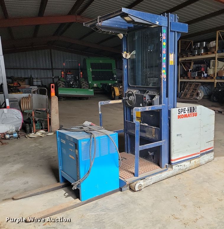 Komatsu MPF15 forklift - LD9114