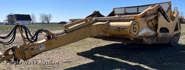 2005 John Deere  2112E scraper - LE9032