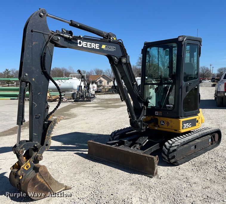 2015 John Deere 35G mini excavator - LE9036