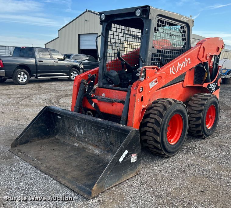 2021 Kubota SSV75 skid steer loader - NB9328