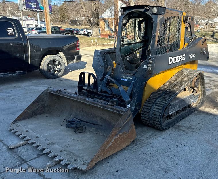 2019 John Deere 325G tracked skid steer loader - NF9293