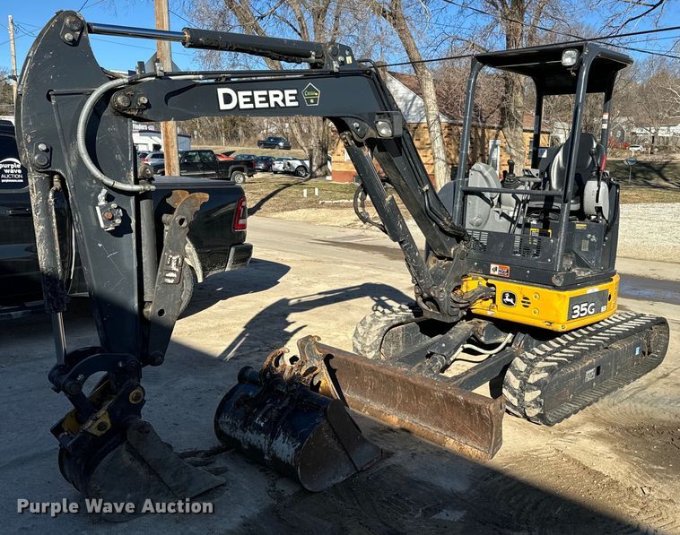 2020 John Deere  35G mini excavator - NF9294