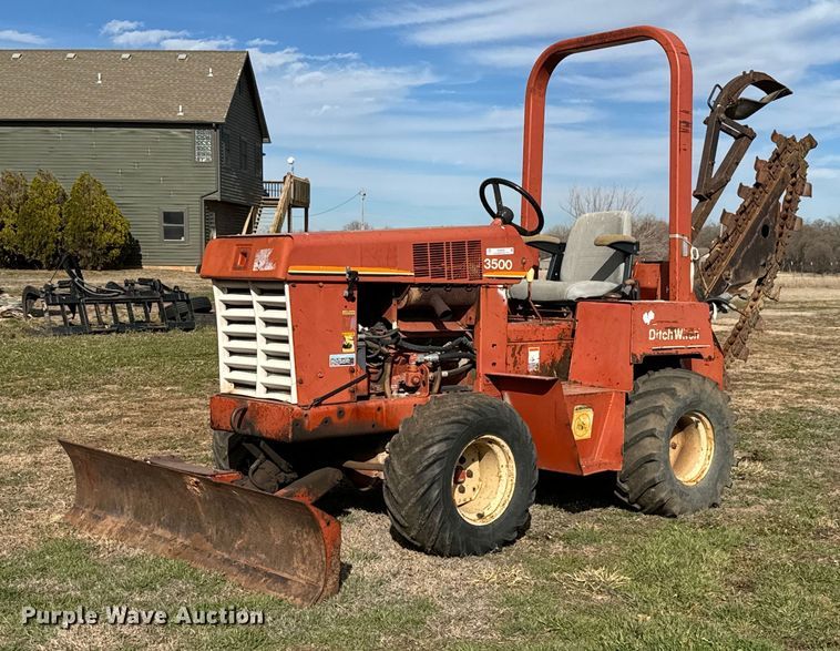 1993 Ditch Witch 3500DD trencher - NU9430