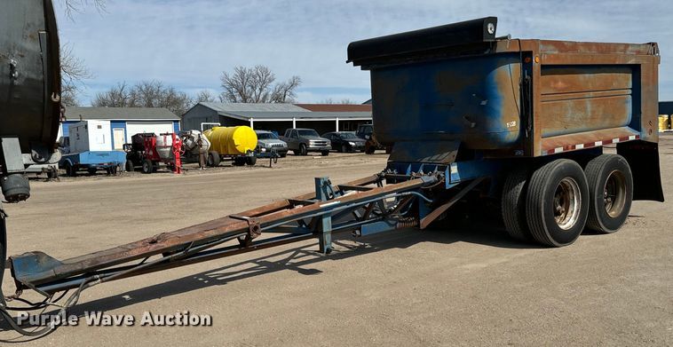 1982 Clement  end dump pup trailer - NU9492