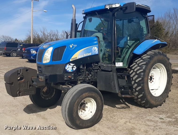 2011 New Holland T6020 tractor - DP2696