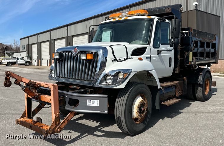 2009 International  WorkStar 7300 dump truck - DQ6391