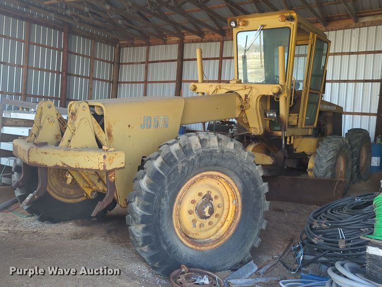 John Deere  570 motor grader - NZ9378
