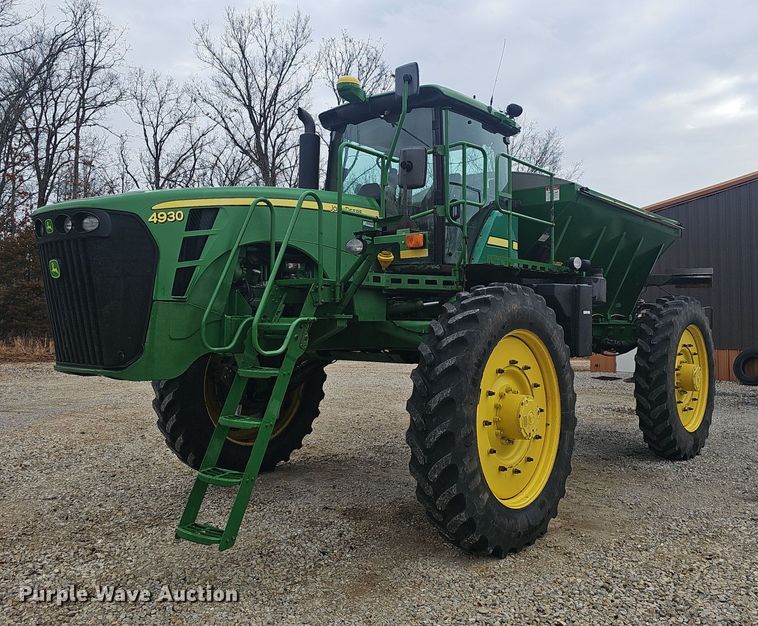 2011 John Deere 4930 spreader - EJ6052