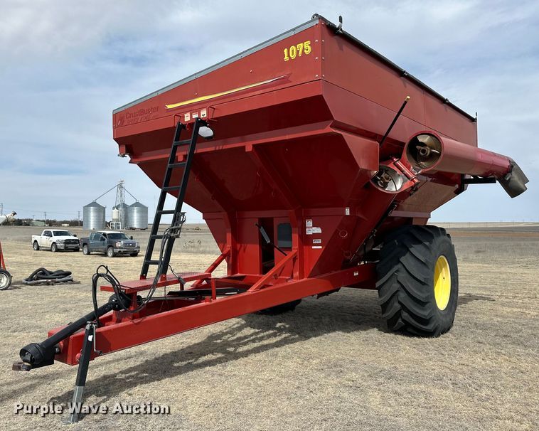Crustbuster 1075 grain cart - OA9702