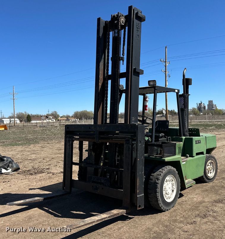 1980 Clark 0500-Y155 forklift - OA9737