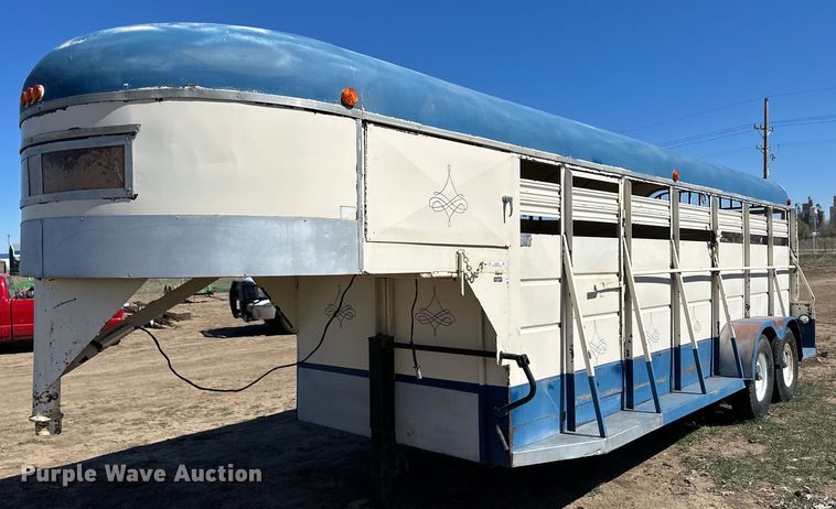 2015 Shop built livestock trailer - OA9738