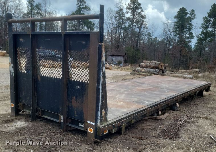 Knapheide  flatbed - MJ9011