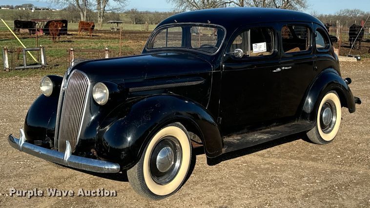 1937 Plymouth  Deluxe  - DQ6746