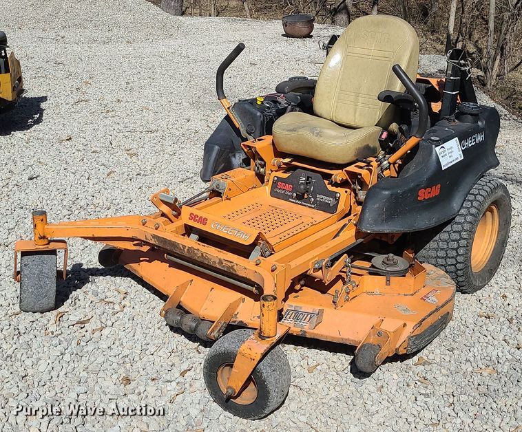 Scag Cheetah ZTR lawn mower - DR5256