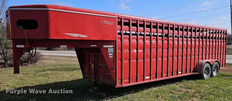 1999 Titan livestock trailer - EI3606