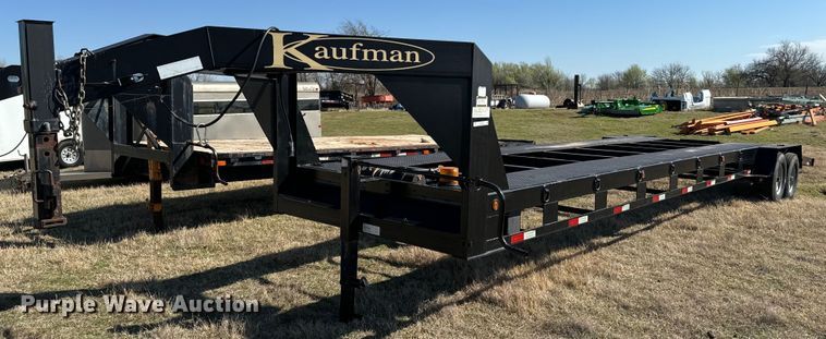 2014 Kaufman equipment trailer - EJ0329