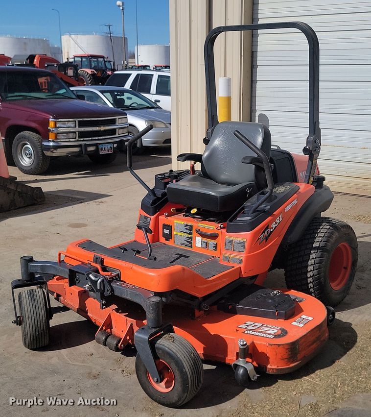 2013 Kubota ZD331LP ZTR lawn mower - LA9763