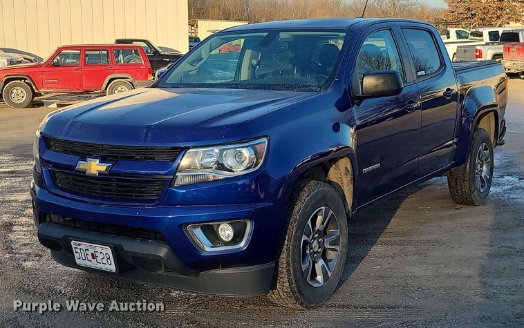 2016 Chevrolet  Colorado Crew Cab pickup truck - MQ9589