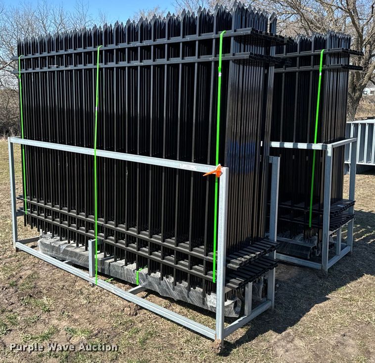 (40) fence panels - ND9010