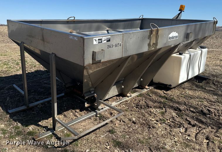 Henderson FSH X13 X HX25280 X KDOT salt spreader - NF9505