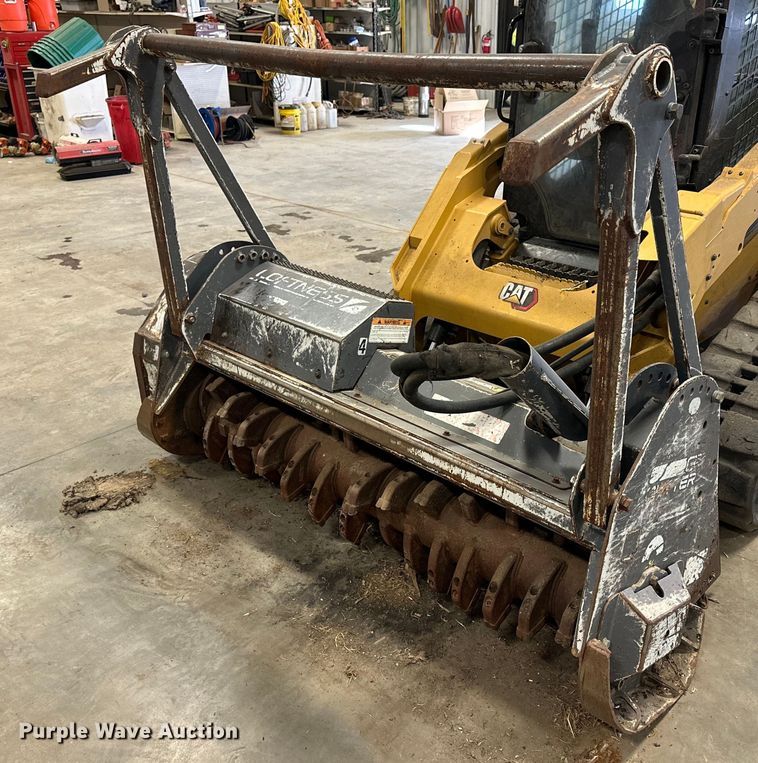 Loftness 71CCHS933J3 skid steer mulcher - NJ9406
