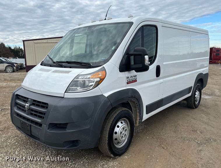 2015 Dodge Ram 1500 Promaster van - NM9265