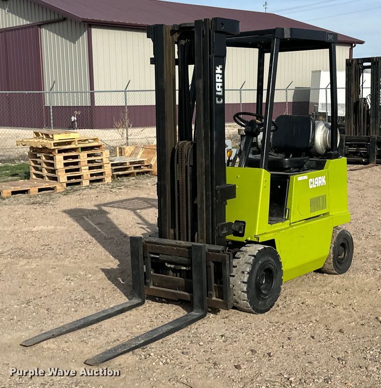 Clark GPS15 forklift - OA9693