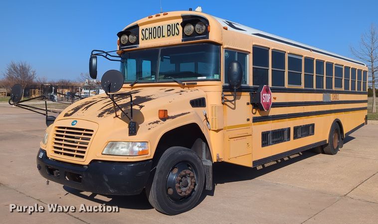 2009 Bluebird Vision school bus - OL9250