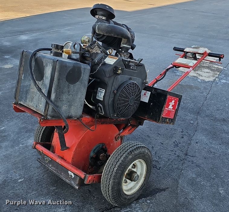 Crafco 200 pavement cutter - DK0691