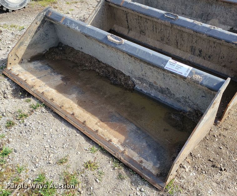 CID TAKB84 skid steer bucket - DK4214
