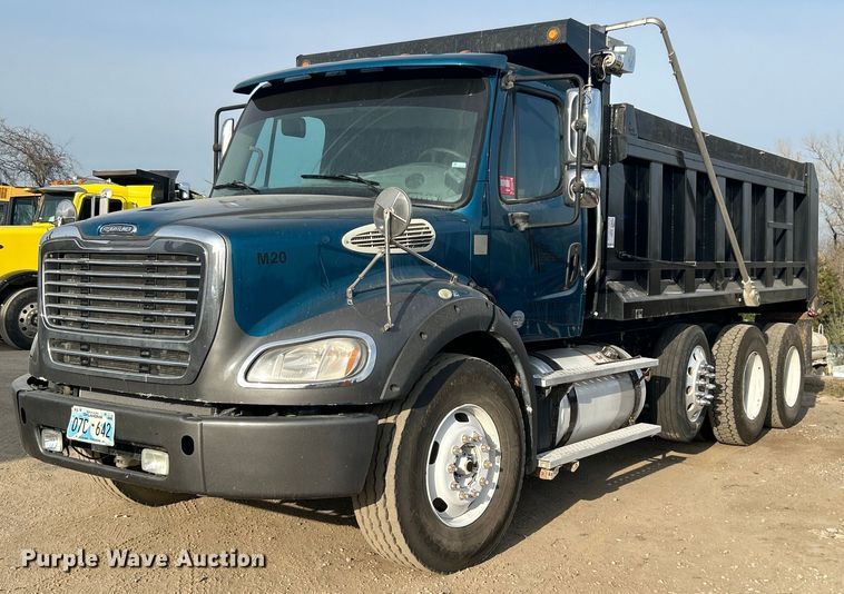 2014 Freightliner Business Class M2 dump truck - DN0716