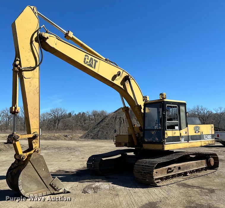 1992 Caterpillar EL240C excavator - DO3277