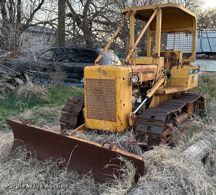 1977 International 500 Series E dozer - DQ6417