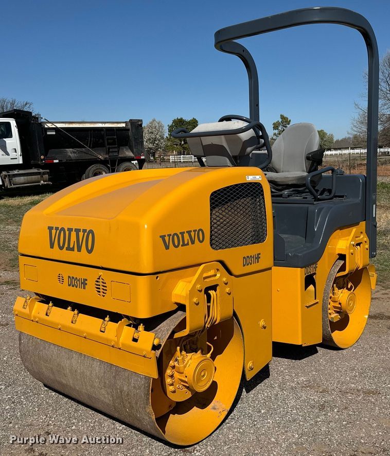 2008 Volvo DD31HF double drum vibratory roller - EJ0326