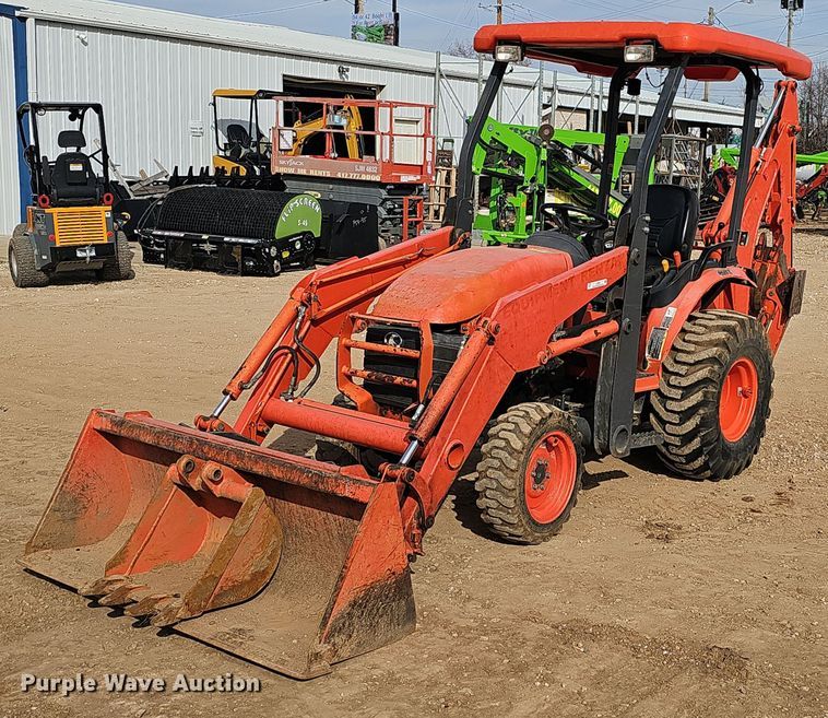2017 Kubota    B26 backhoe - EJ5992