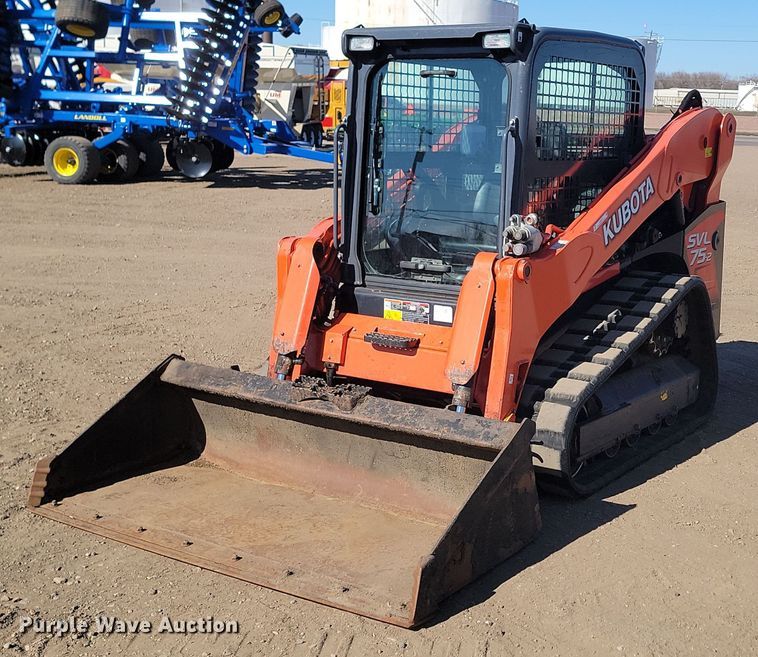 2020 Kubota  SVL75-2 tracked skid steer loader - LA9773