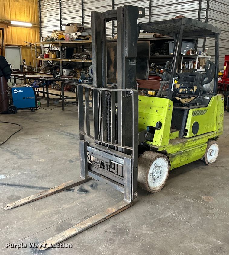 Clark GCS20MB forklift - OM9954