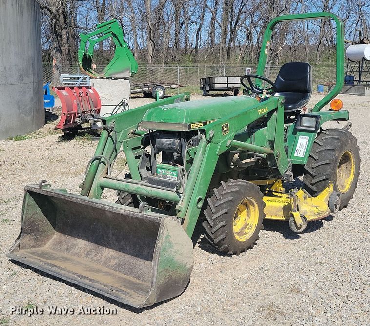 1995 John Deere 855 MFWD tractor - DK4230