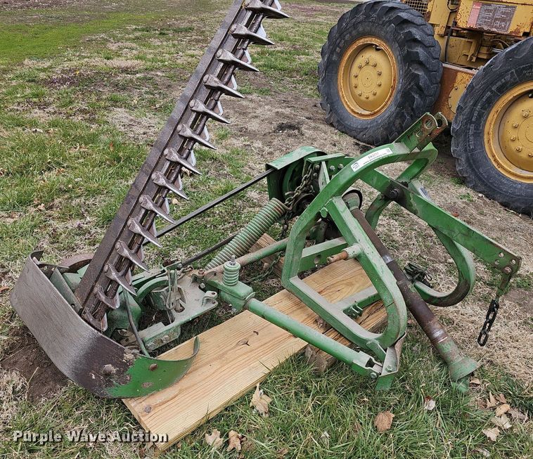 John Deere  350 sickle mower - EK5717
