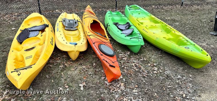 (5) kayaks - LO9511