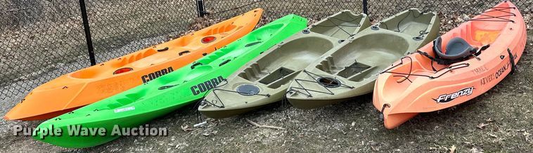 (5) kayaks - LO9512