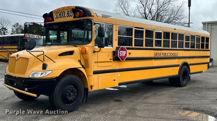 2015 International CE school bus - ND9047